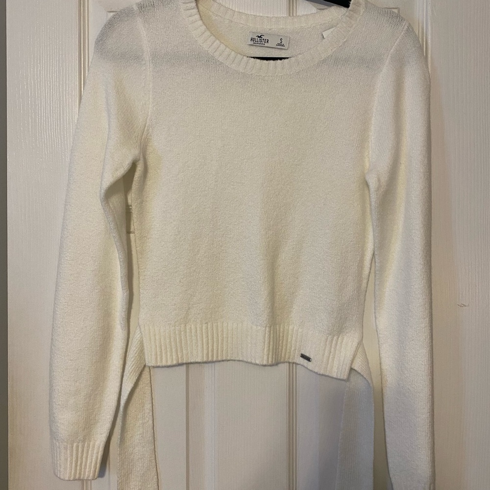 Hollister White Crew Neck Sweater